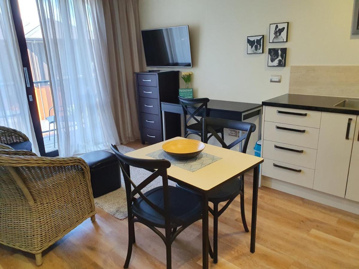 Shetland Court Apartments Дюндин Екстериор снимка